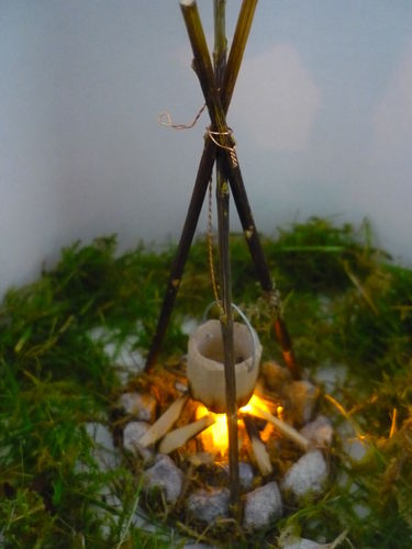 Feuerstelle Dreibein mit LED  Trafobetrieb